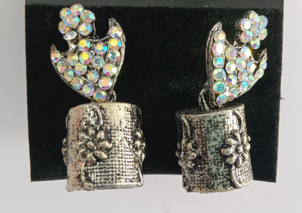 Fashion Jewelry – Antique cactus design earring